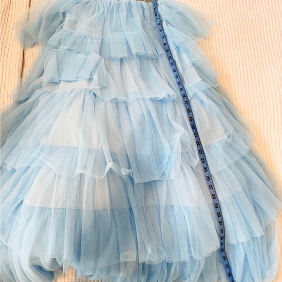 Jump Apparel NWT Beaded V-Neck Bodice Ruffle Tulle Gown Light Blue Size 1/2 New - Picture 15 of 15